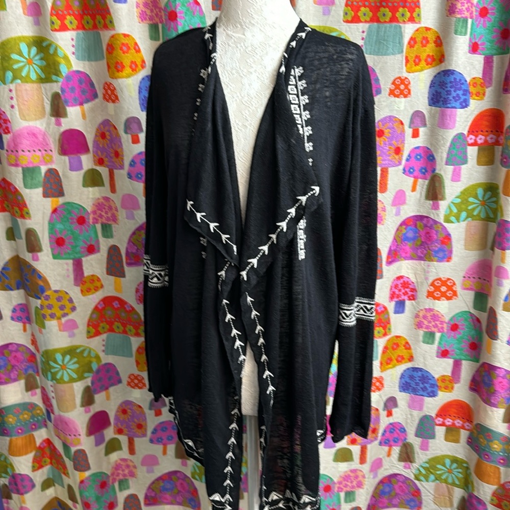 Haute Project Embroidered Open Front Cardigan. Large